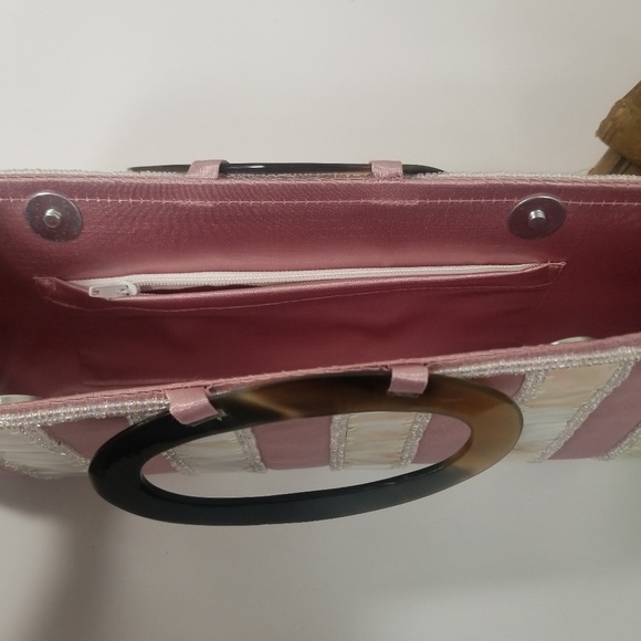 DV Collection Mauve & mother of pearl clutch NWT - Picture 2 of 6